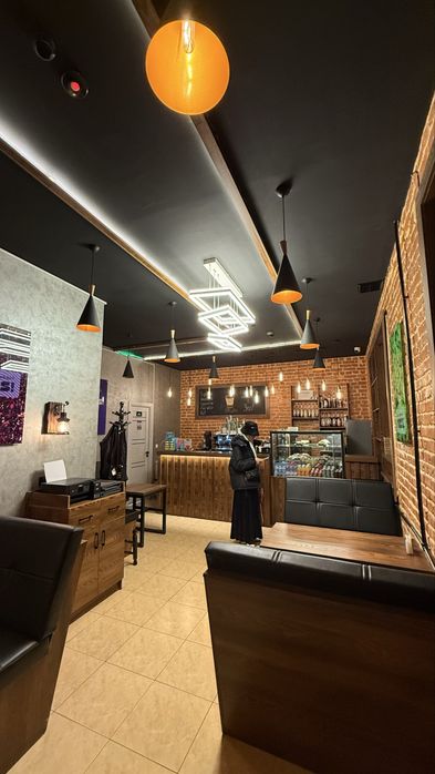 Аренда нежилое в центре 1 линия Шота Руставели 35 ор-р Yes Coffee