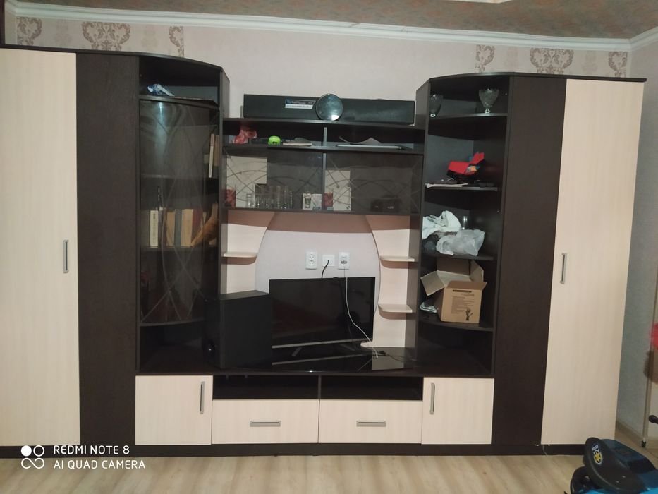 Продам гарнитур для зала