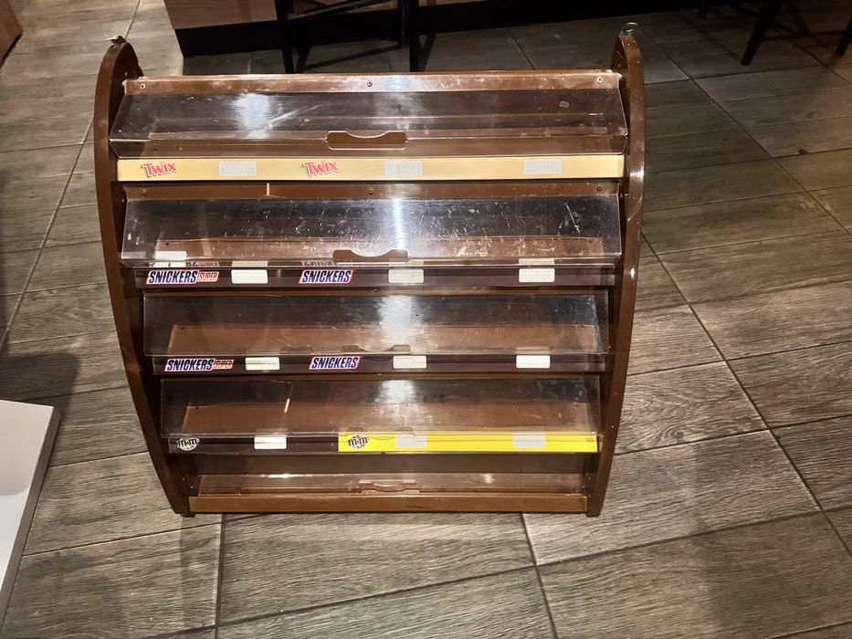 Витра для сладостей