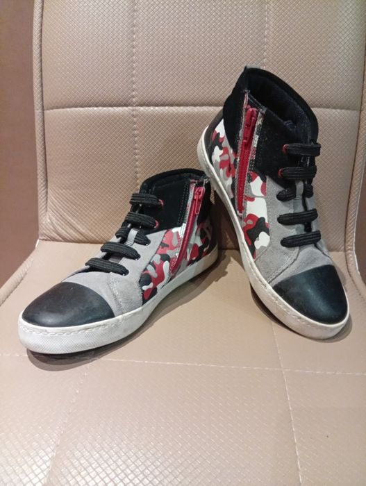 Детски боти, номер 35, цена 20лв