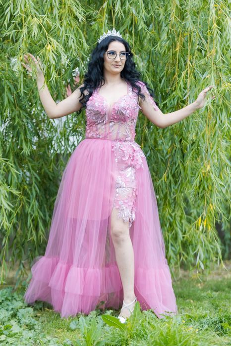 Rochie elegantă superbă