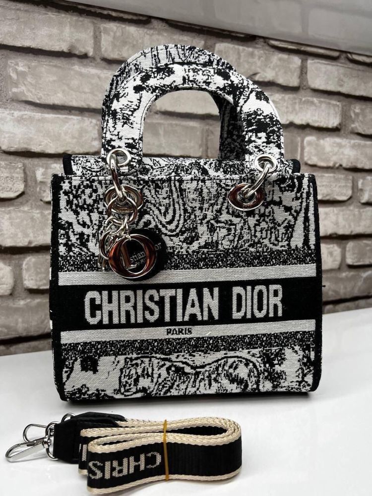 gentuțe Christian Dior