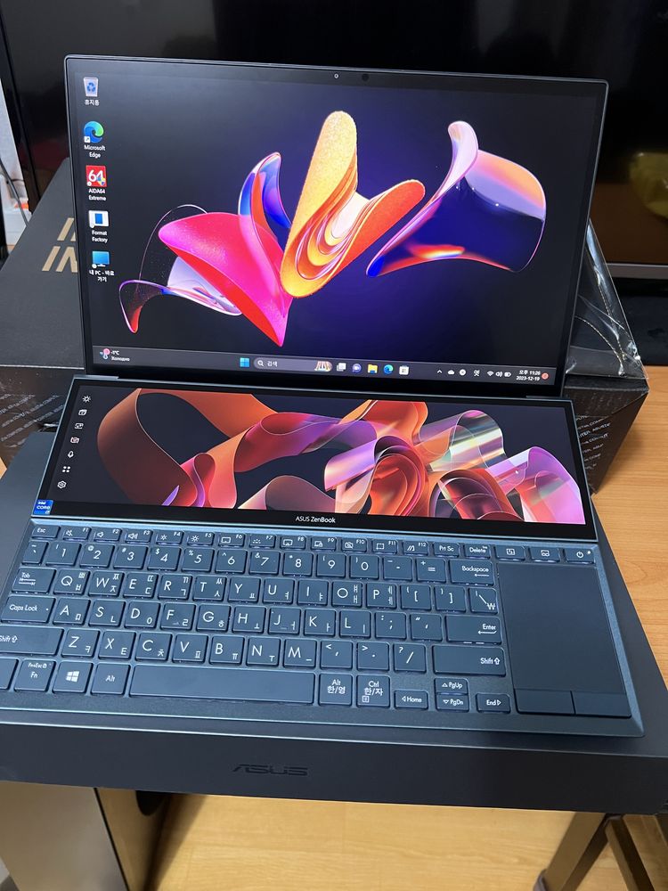 Asus zenbook duo