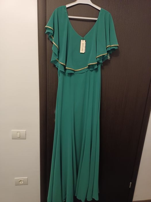 Vand/ inchiriez Rochie lunga noua Leonard Collection, marime S