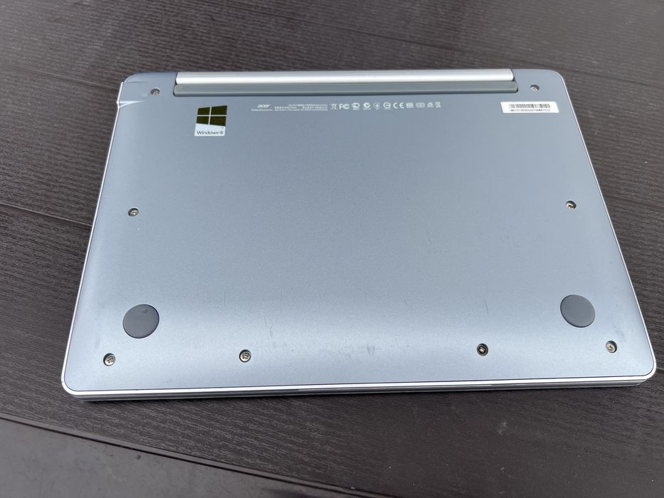 Acer aspire switch 10 inch tableta laptop