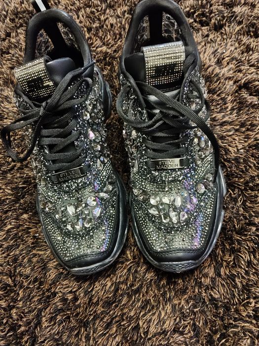 Дамски маратонки закупени от best sikrets 40 ном.