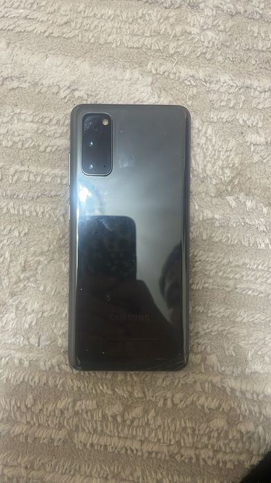Самсунг s20 продам