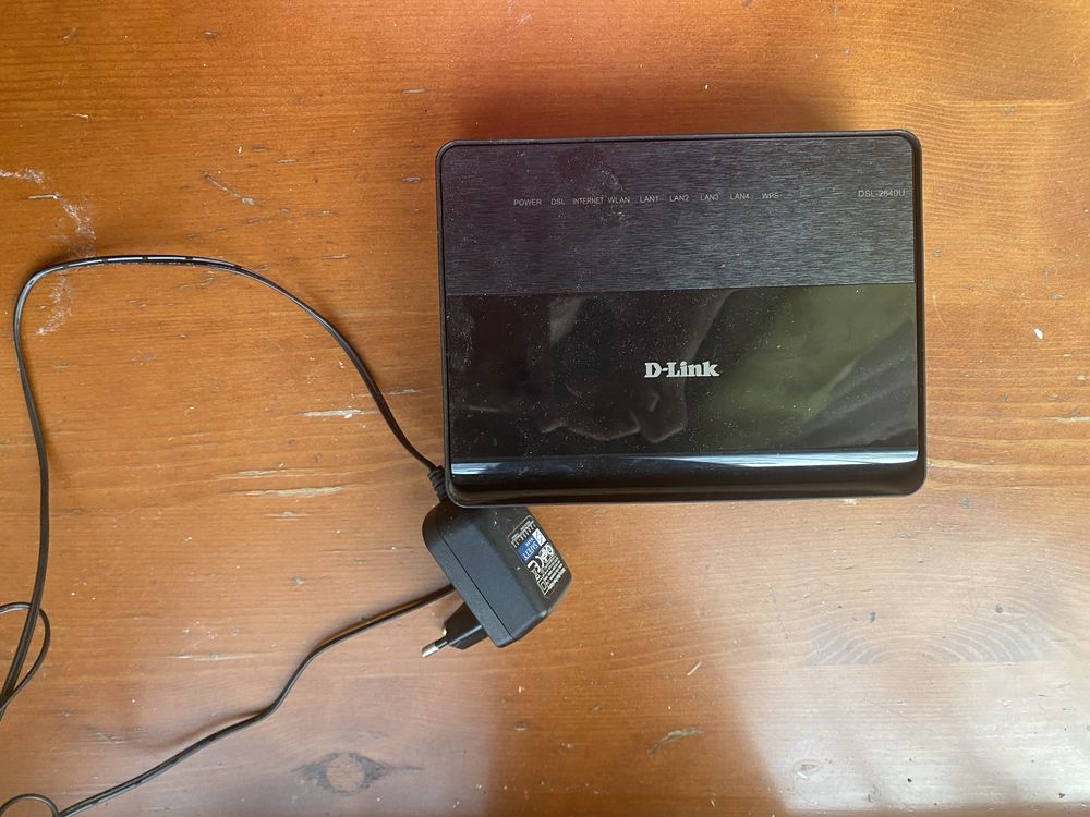Продам WiFi роутер Dlink