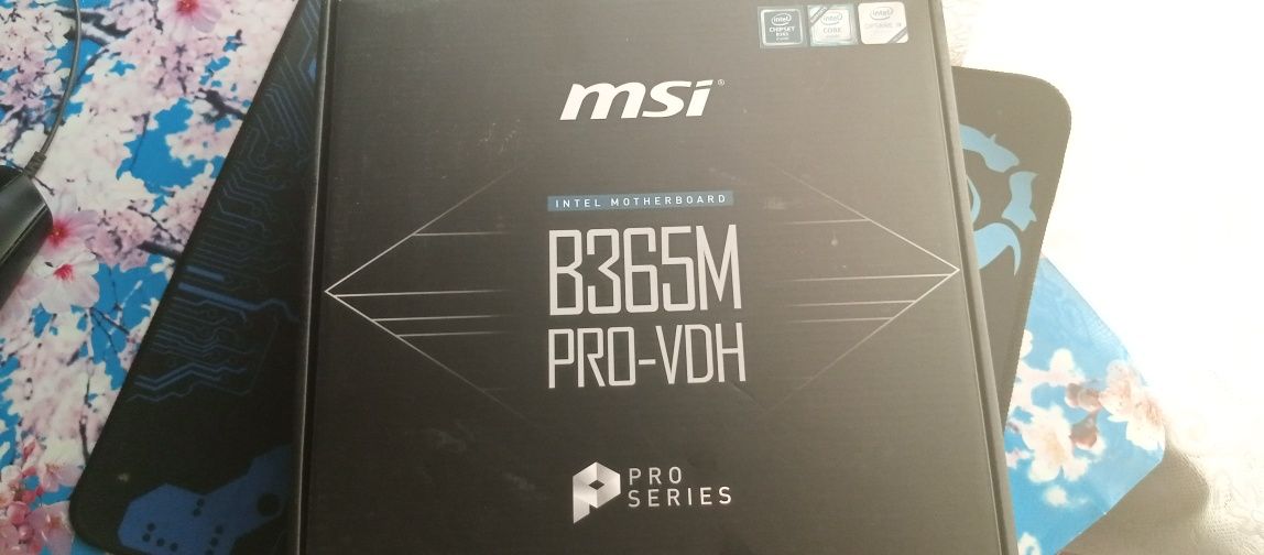 Продаю материнскую плату MSI b365M PRO-VDH и процессор Intel core i3-