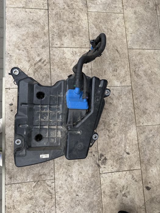 Rezervor ad blue audi a4 b9