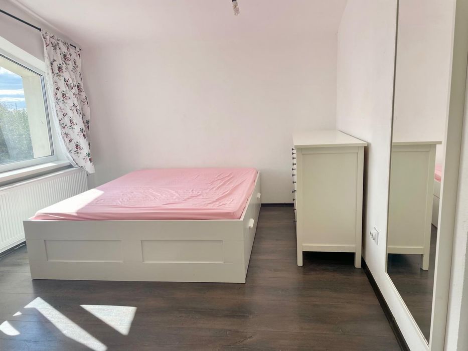 Inchirieaz casa Proprietar 5 camere zona linistita super ocazie
