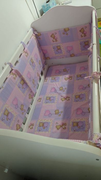 Pătuț bebeluș că în stare foarte bună