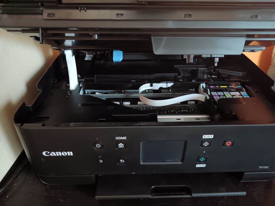 Vând imprimantă Cannon
