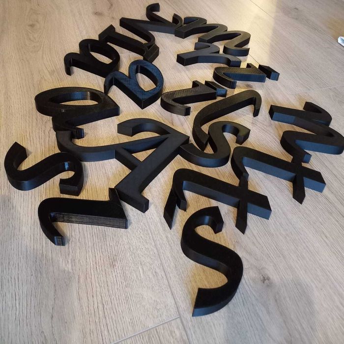 Litere volumetrice, sigle, logo uri din plastic, printate 3d