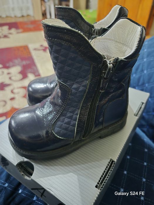 На девочки зимние сапоги