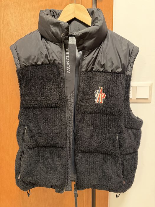 Moncler - пухенка с махащи се ръкави (оригинал)