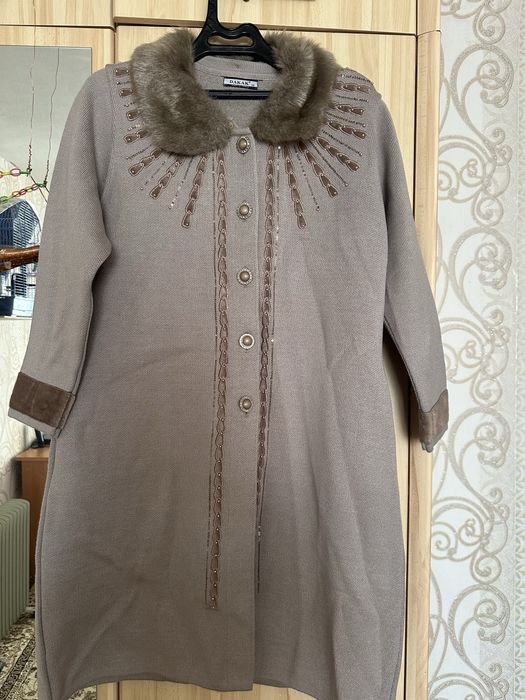 Кардиган красивый и новый