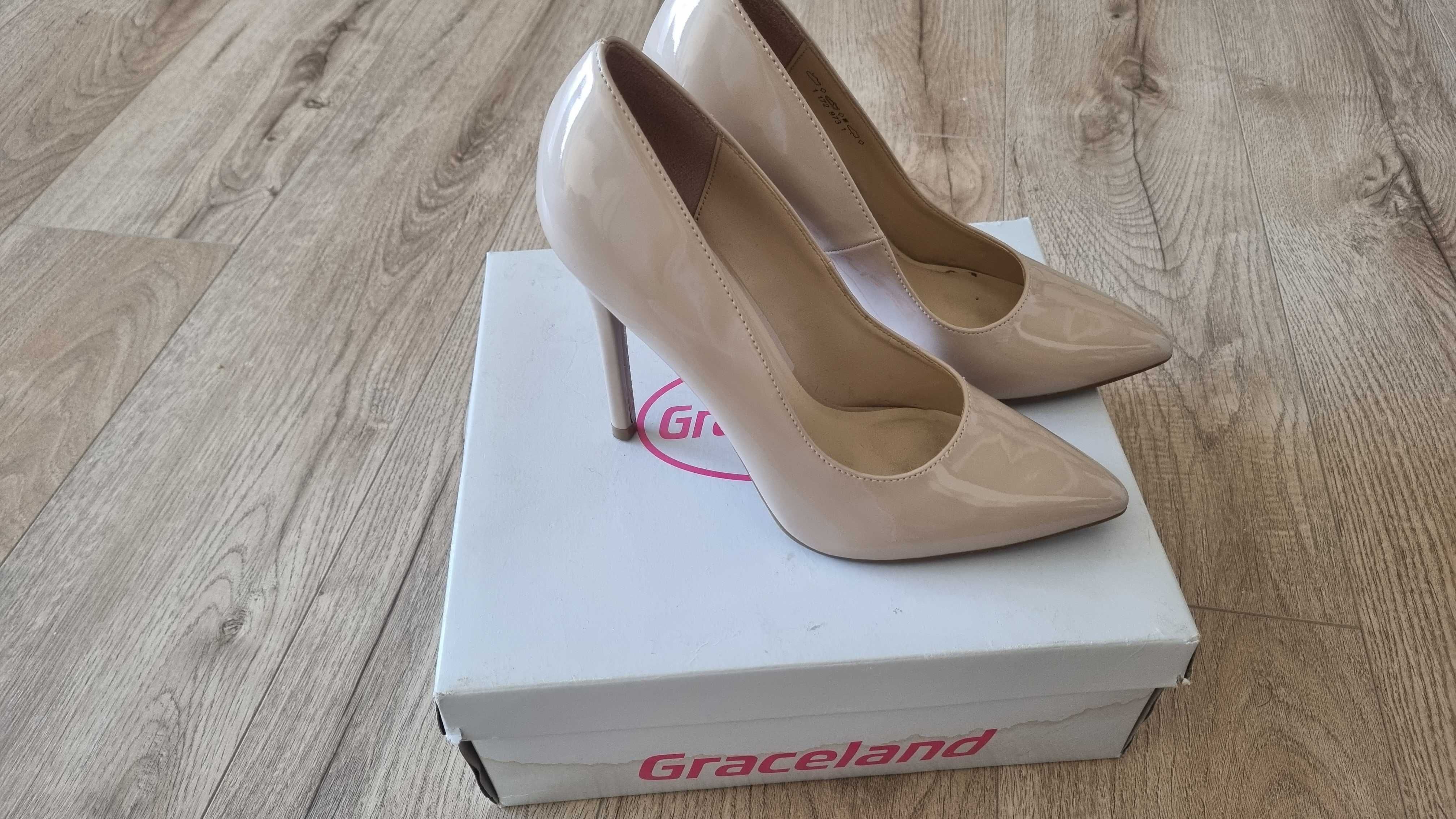 Pantofi stiletto cu toc, nude, 38