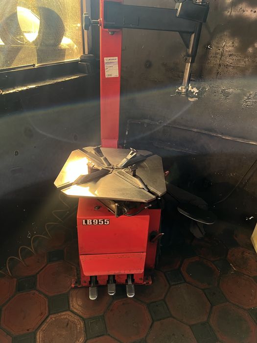 Ishlab turgan razbartovka sotiladi holati orta narxi 200$ otib berilad