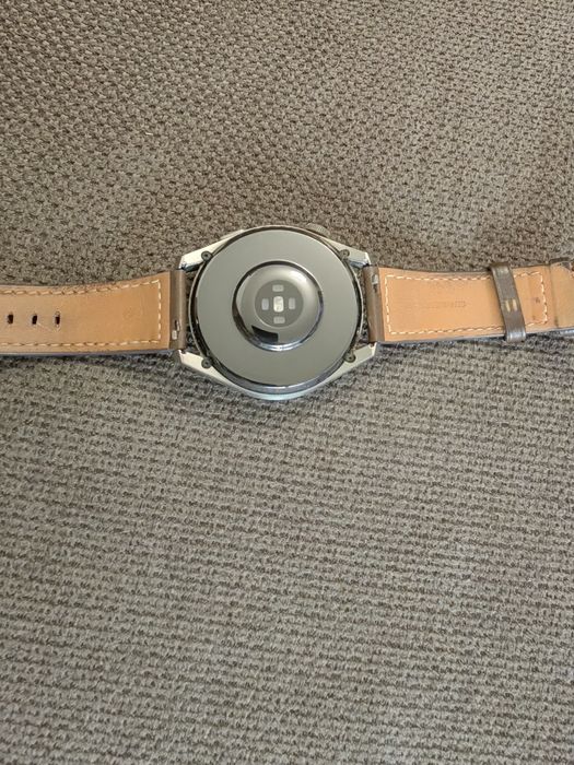 Смарт часовник Huawei watch 3 pro