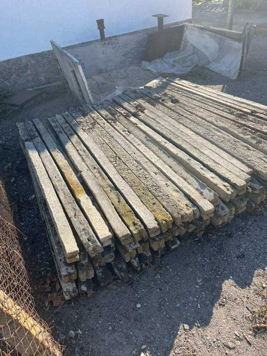 Продавам циментови колове