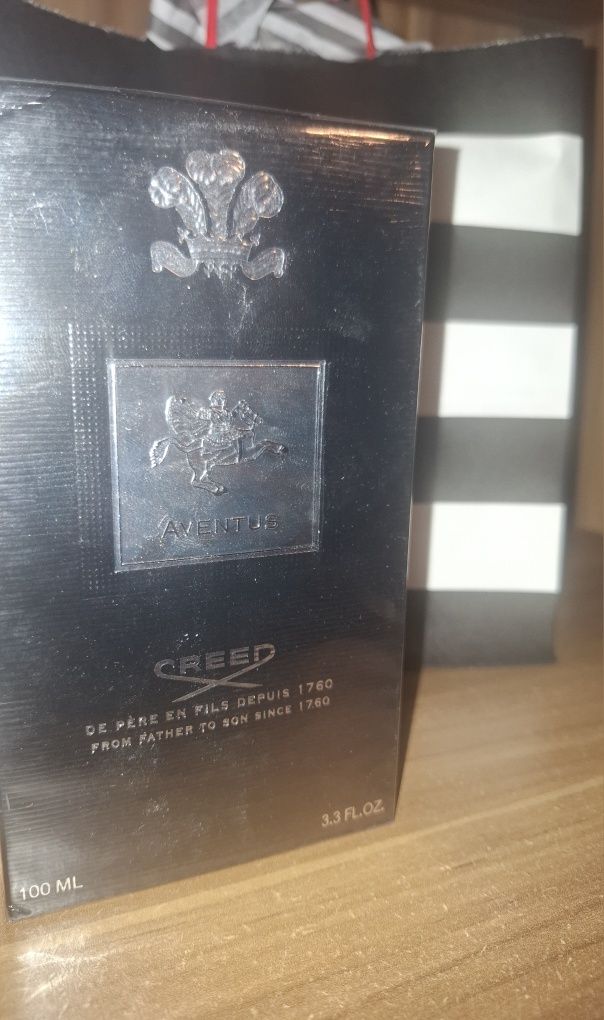 URGENT!!! Vand Parfum Creed Aventus Eau de Parfum 100ML sigilat, nou !