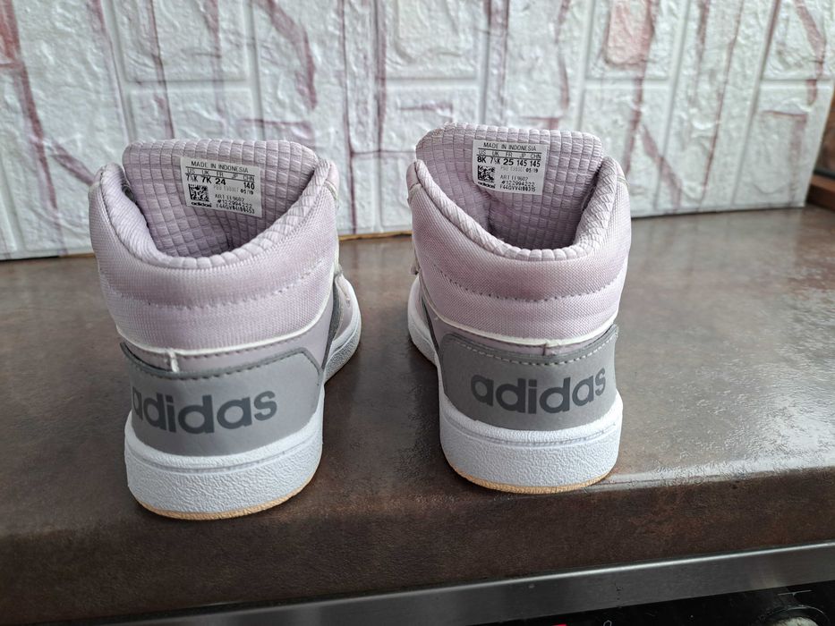 детски маратонки,кецове,спортни обувки,Adidas,ном 24,за момиче адидас