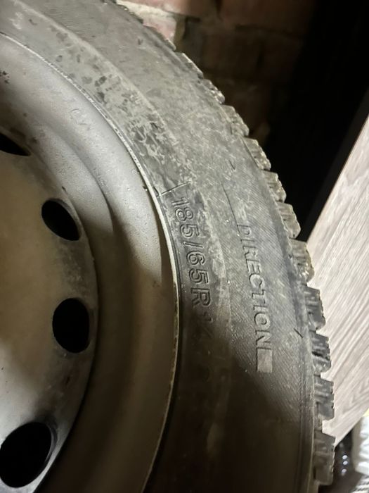 Продам зимнюю резину