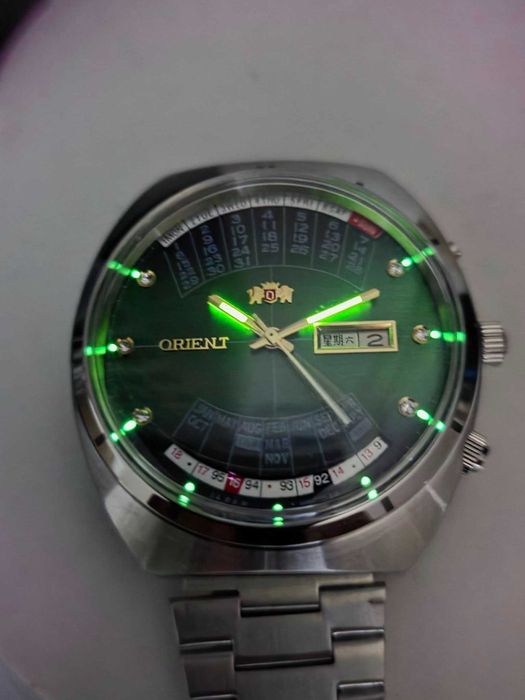Orient multicalendar automatic