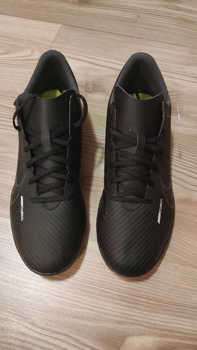 Маратонки Nike/ футболни обувки Nike/ обувки за футбол Nike