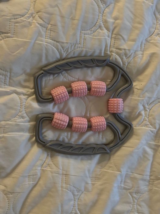 Roller leg massager