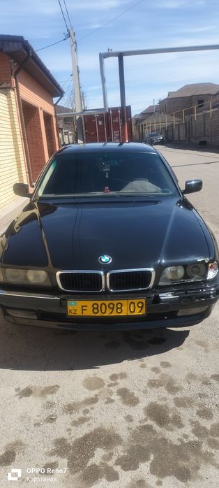 Прдою BMW 730 иделано машина