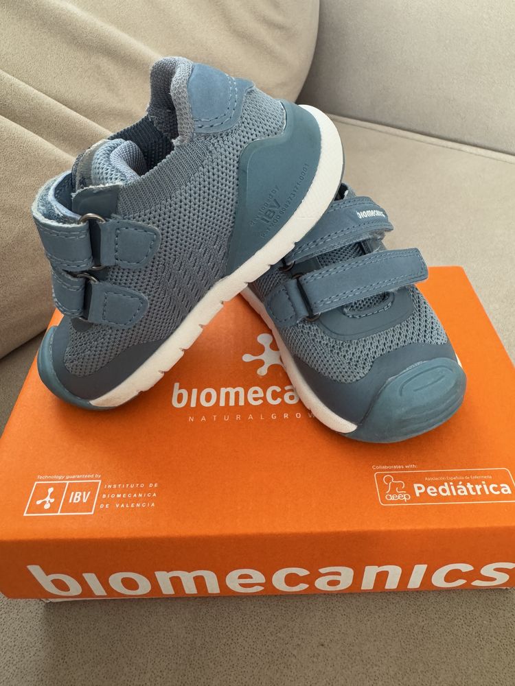 Детски маратонки biomecanics, размер 21