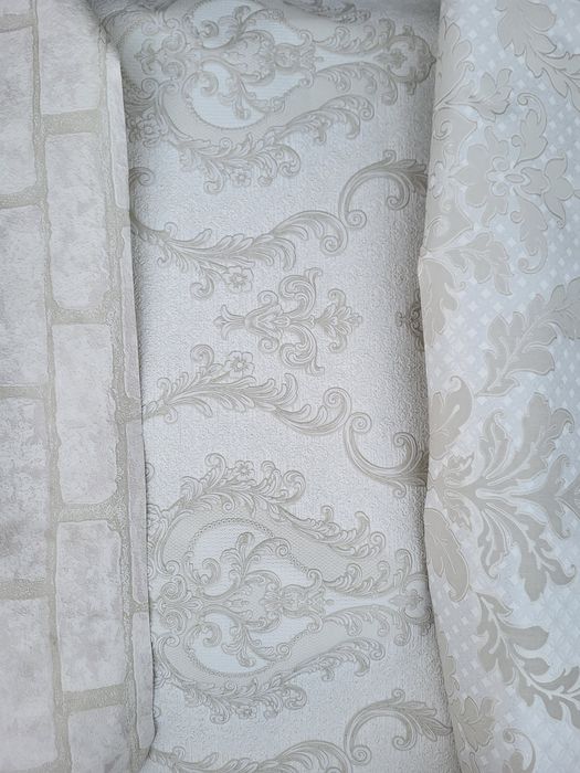 Обой бір бір рулоннан ашылған обой сатылады