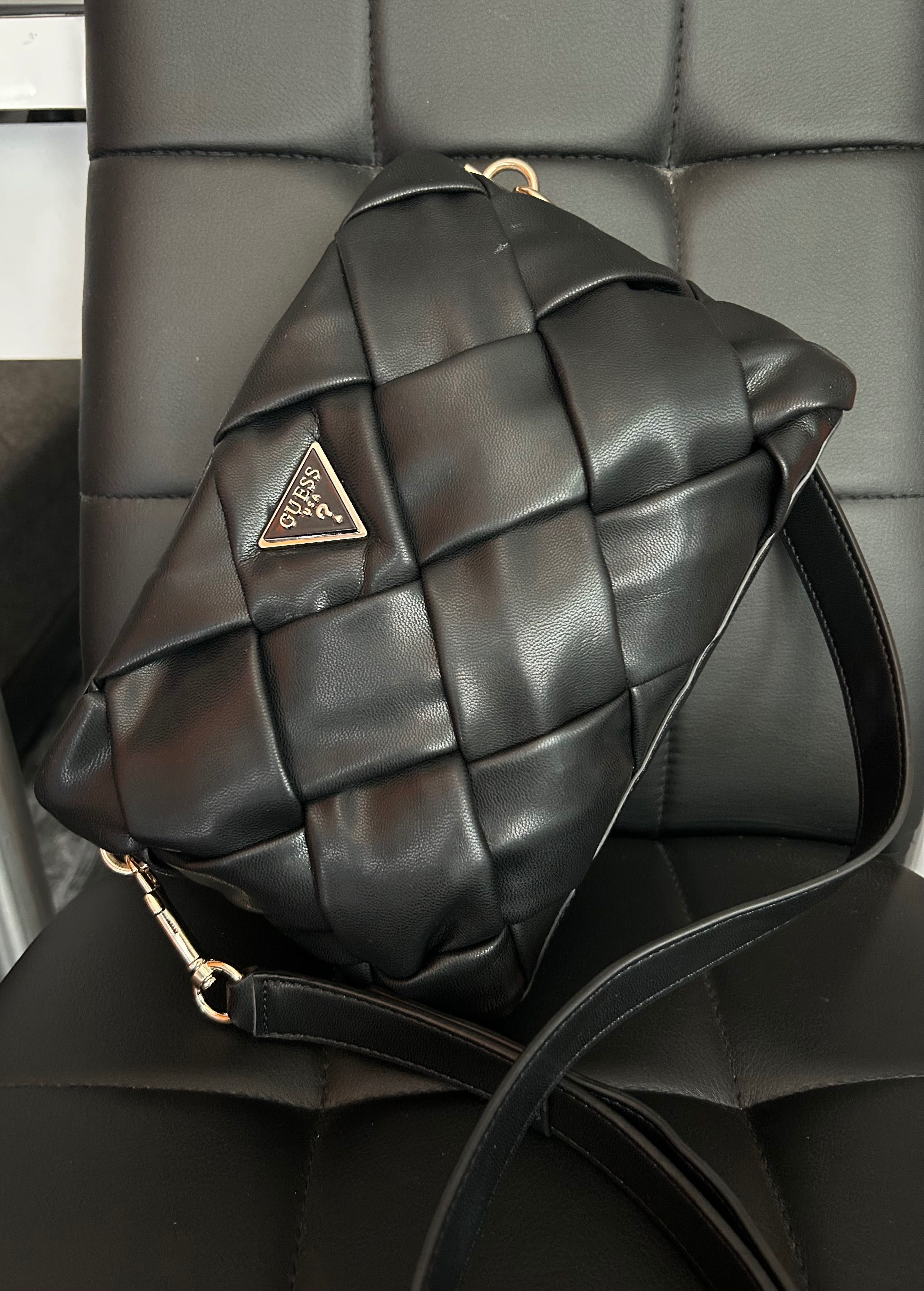 Дамска чанта Guess