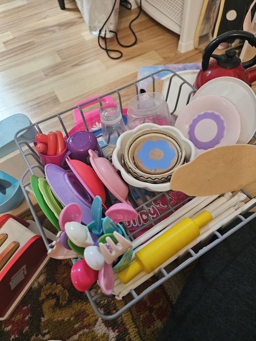 Bucatarie de lemn pentru copii cu accesorii diverse