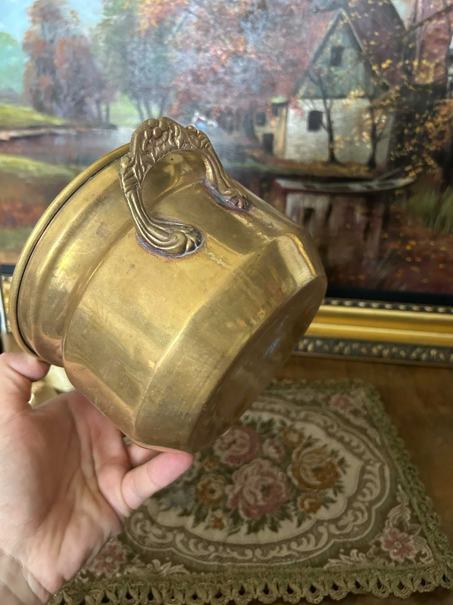 A154 Bol de alama si decor bronz 403g 10h si 15 cm diametru