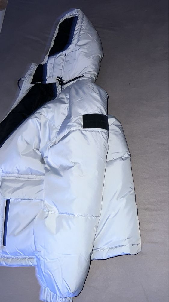 geaca calvin klein (reducere 75%)
