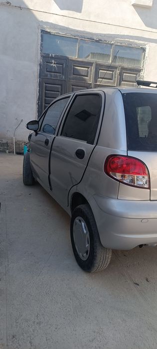 Matiz avtomobili sotiladi