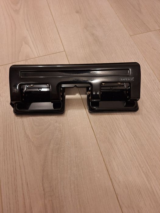 Perforator hârtie  Rapesco 4 gauri