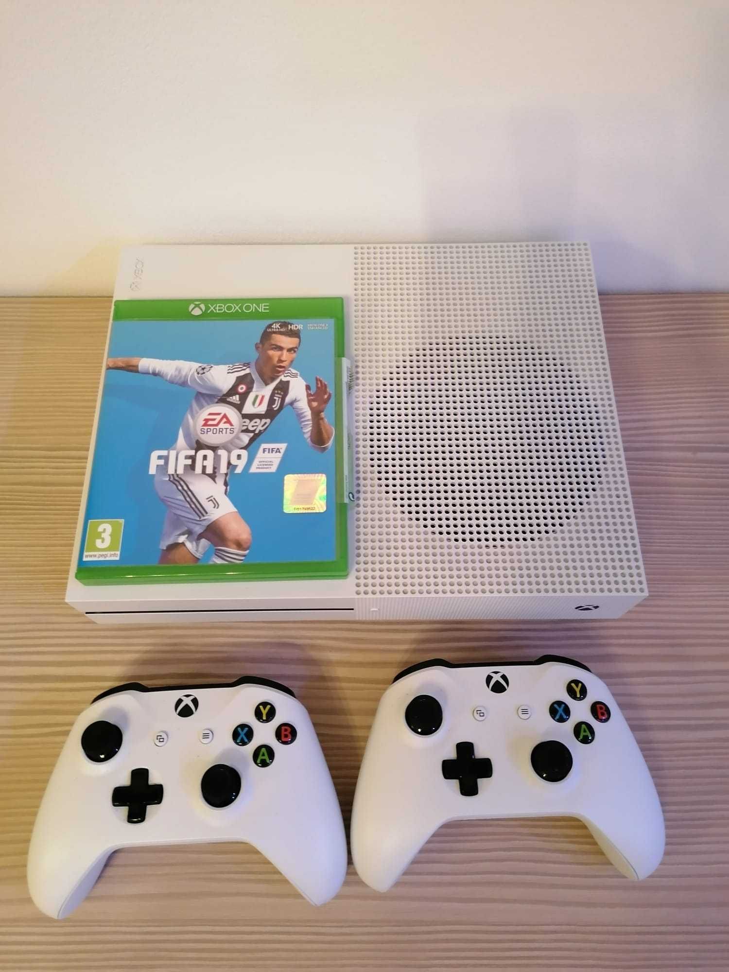 Xbox One Slim 1 TB