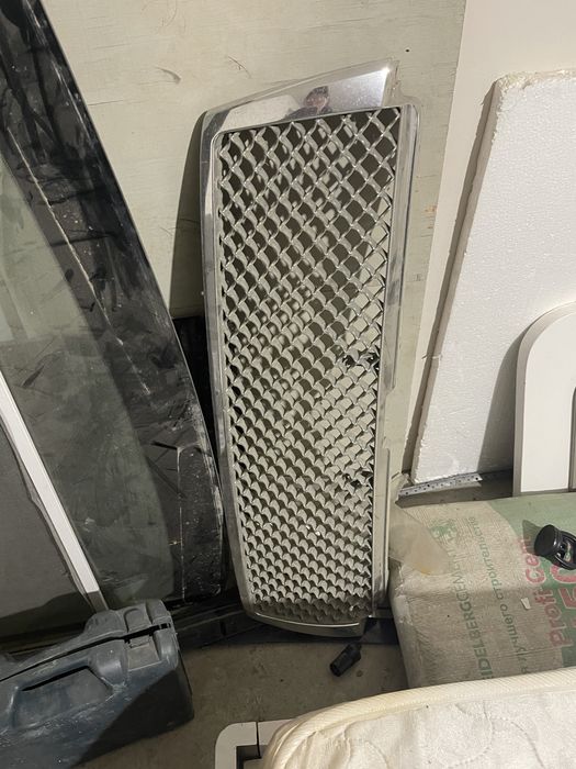 Решетка радиатора 150 прадо