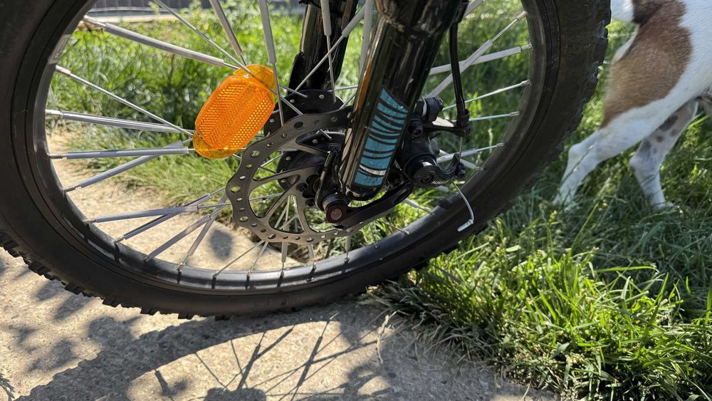 Bicicletă Mountain Bike – roți 20” – stare bună, ideală 6–10 ani