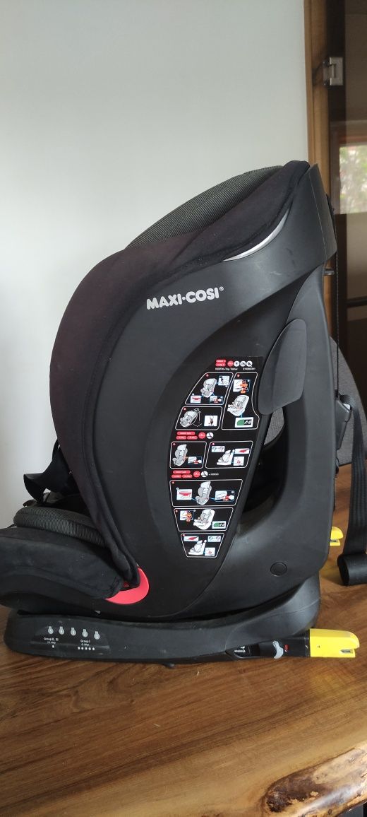 Scaun auto Maxi Cosi Titan Nomad Black