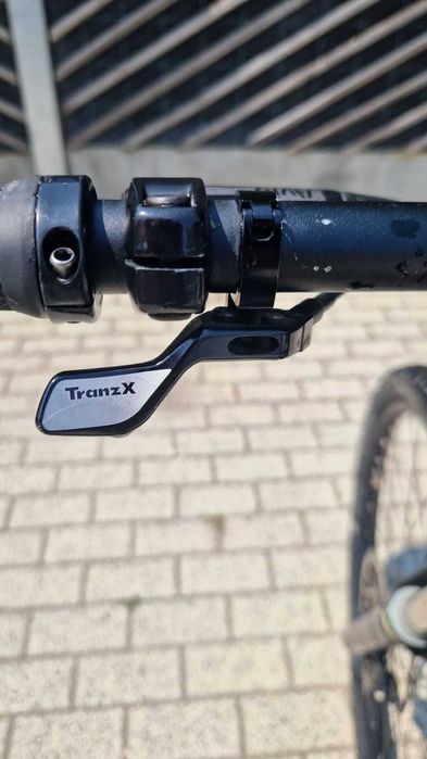 Vand bicicleta. A fost folosită .