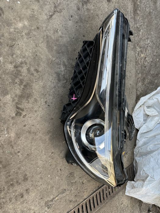 Преден ляв фар за алфа Stelvio