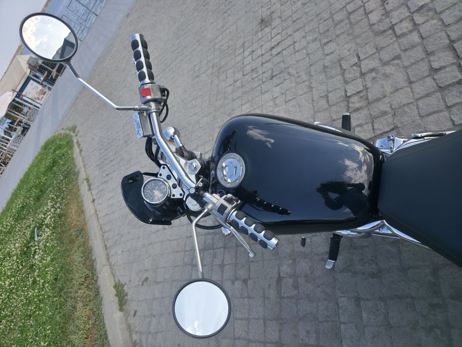 Suzuki VZ800 Marauder perfectă începători