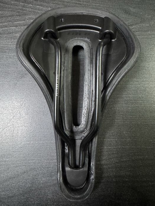 Sa bicicleta Trek Verse