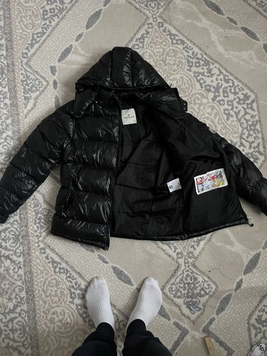 Vand geaca moncler PREMIUM