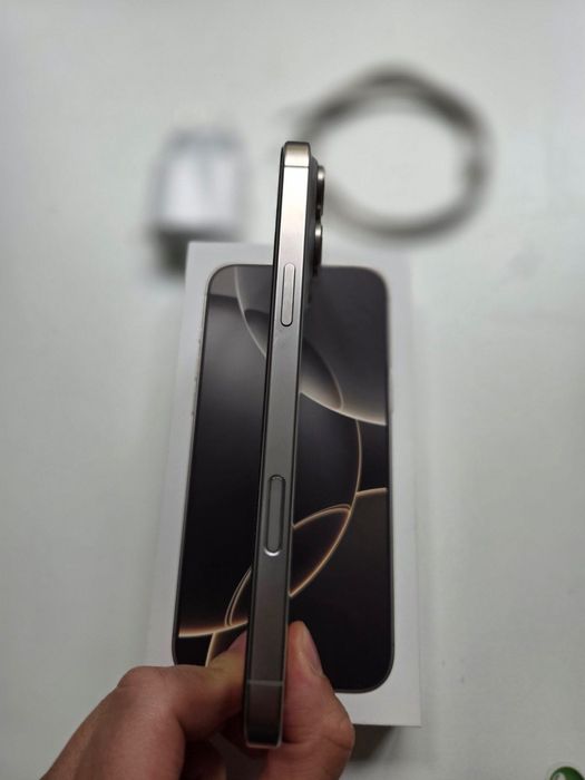 IPHONE 16 Pro Max 256gb